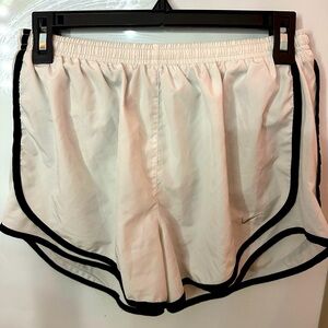 nike shorts, size medium, worn before. in great condition